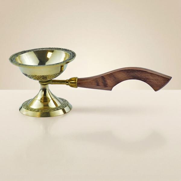 Pure Brass Aarti Diya with Wooden Handle for Puja, Temple Rituals and Camphor Lighting