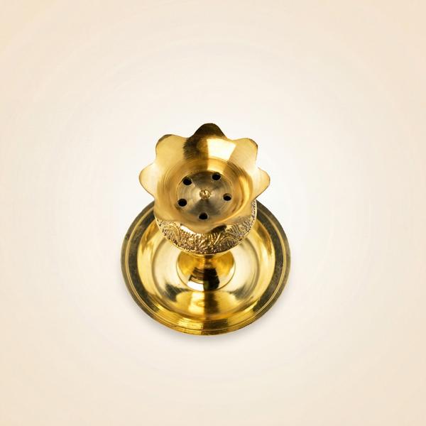 Pure Brass Flower Petal Diya Stand for Puja | Traditional Aarti Deepam with Base Plate for Home Temple & Daily Rituals